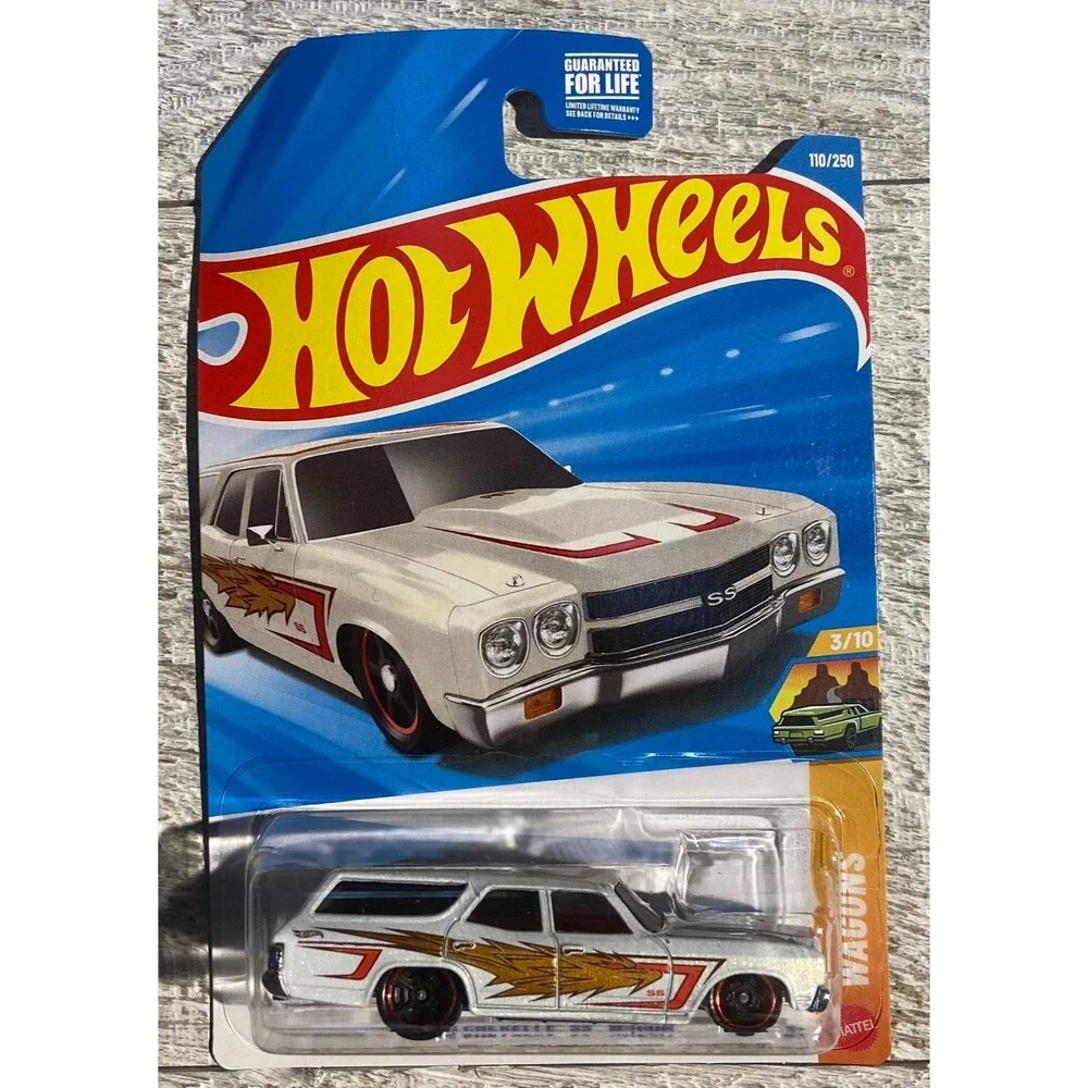 2026 Hot Wheels #110 70 Chevelle SS Wagon WHITE